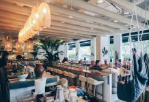 Những quán cafe ven vịnh đẹp ấn tượng tại Singapore